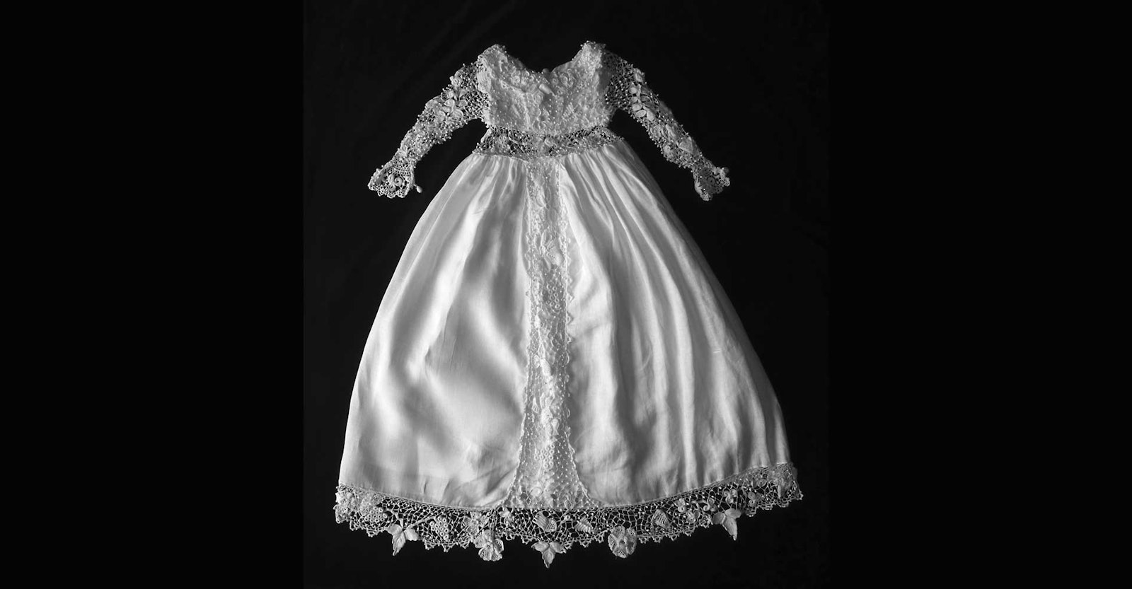 Clones Lace Christening Robe and Bonnet, a Family Tradition Primary Image