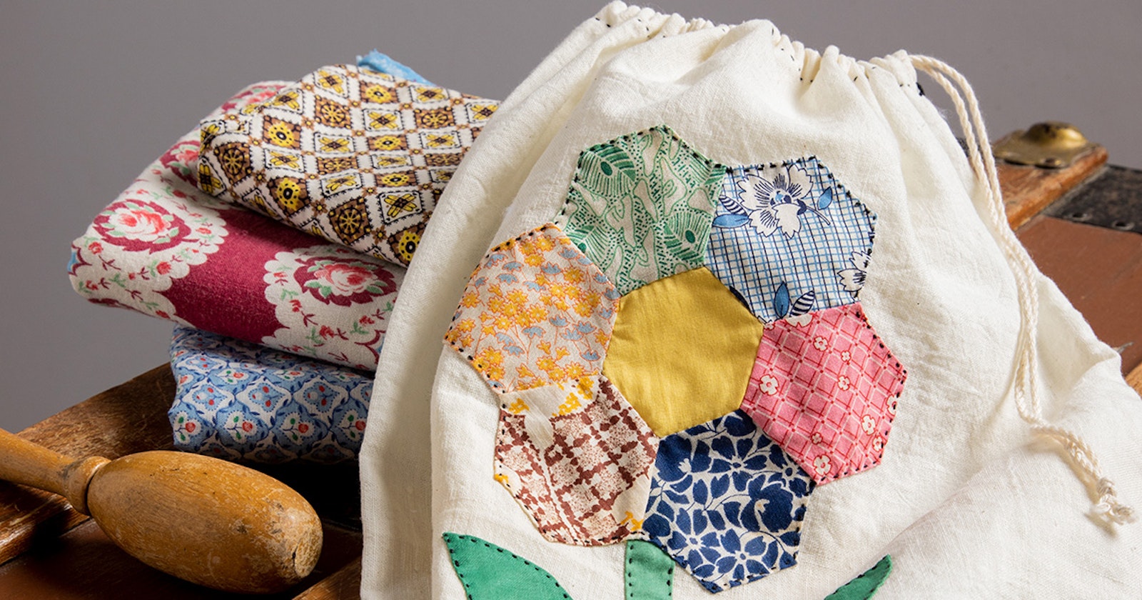 A Maker’s Marks: The Hexagon-Flower Mending Bag Primary Image