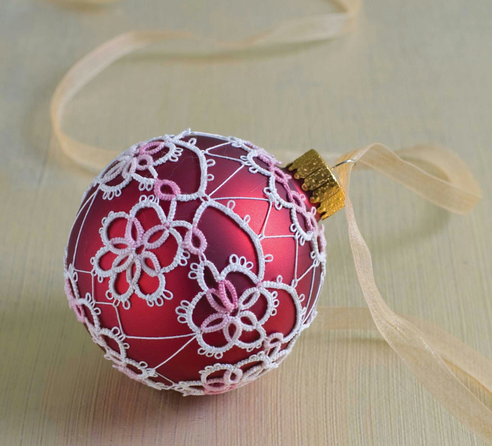 Trimmings: A Tatted Holiday Ornament Primary Image