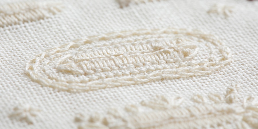 A Stitch in Time: The Buttonhole Stitch and Blanket Stitch Image