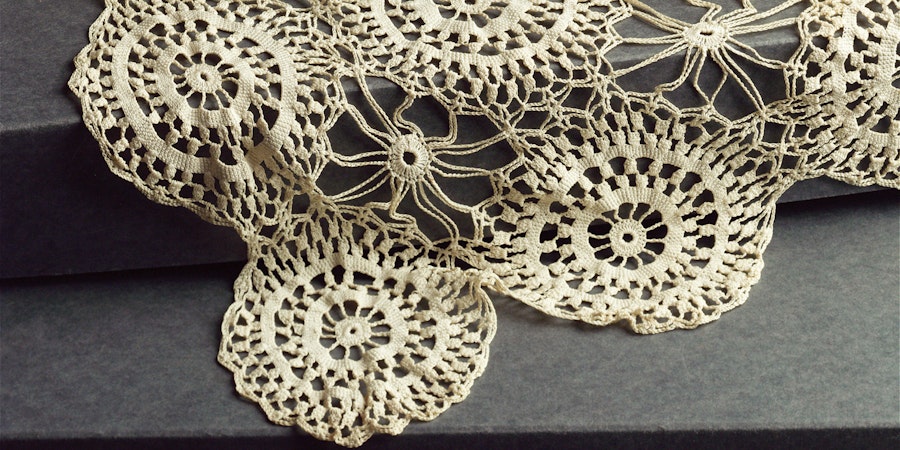 Repairing Mama’s Crocheted Tablecloth Image