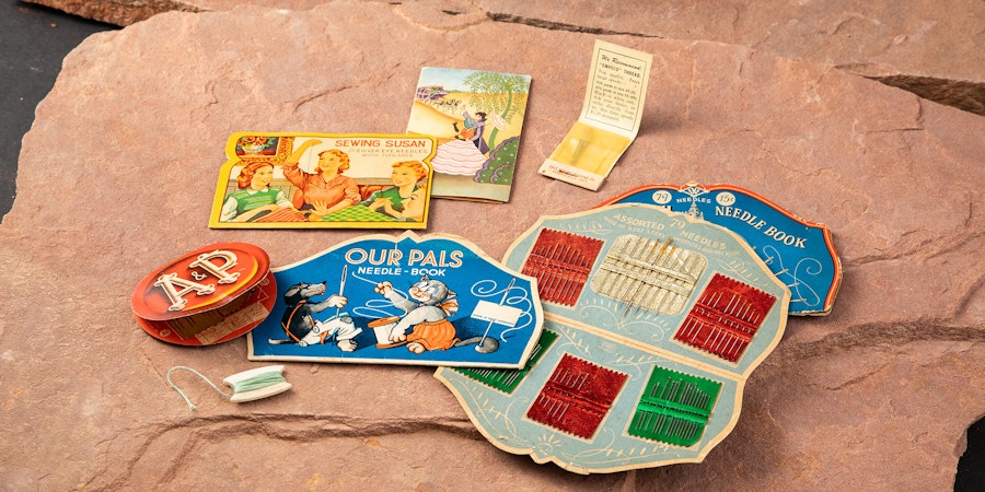 Paper Needlebooks Image