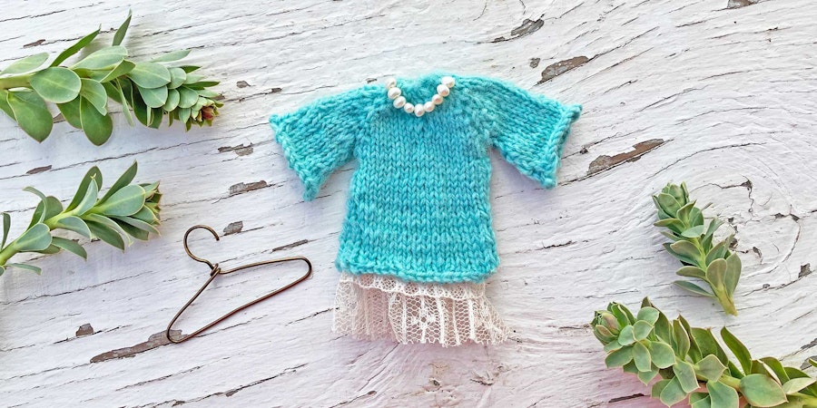 Knit a Miniature Sweater Image