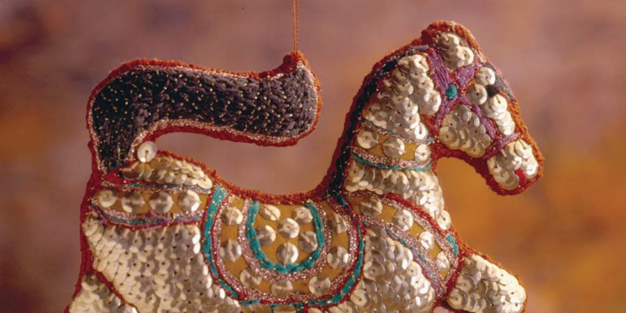 Kalagas: The Golden Tapestries of Myanmar Image