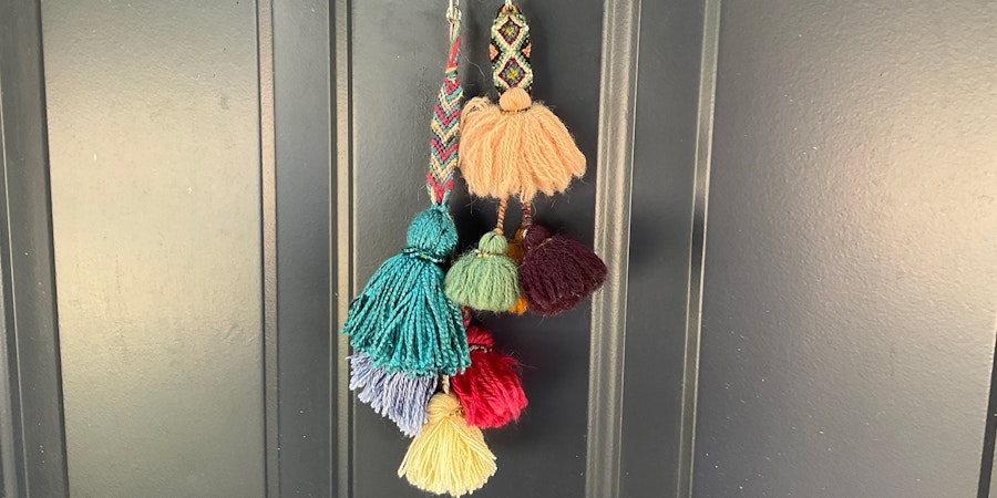 A Jaunty Tassel Image