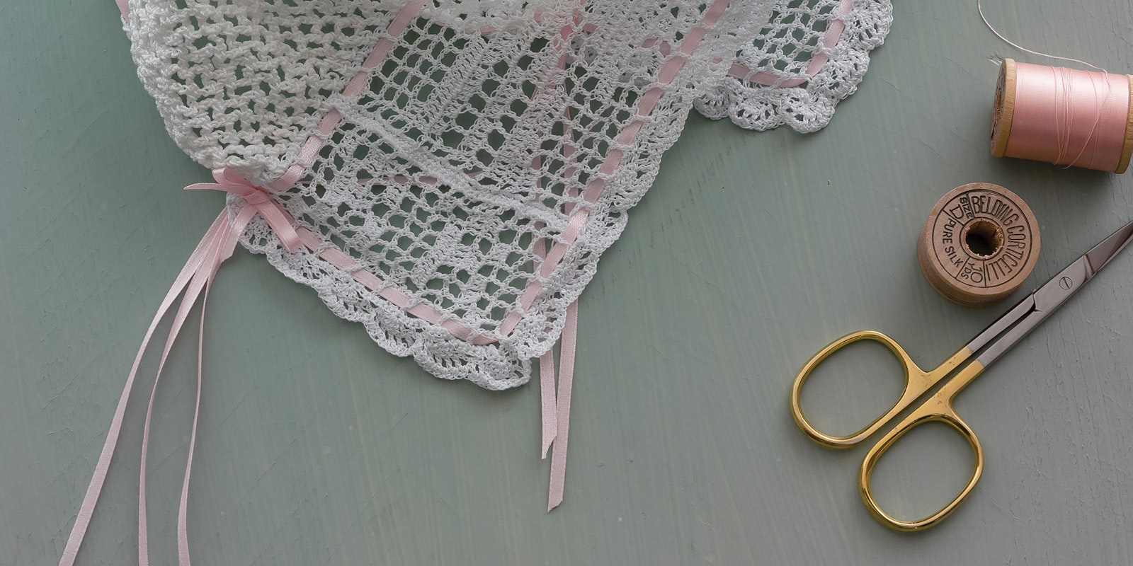 Make a Filet-Crochet Bonnet Primary Image