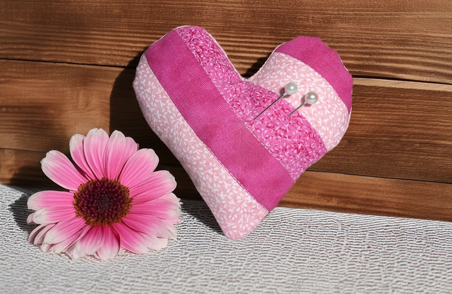 A Love Token to Stitch Image