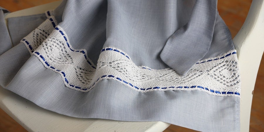 Creating Style for Utility: Aprons Embellished with Trims Image