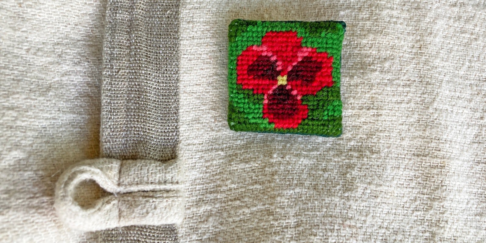 Pansy Pin Primary Image