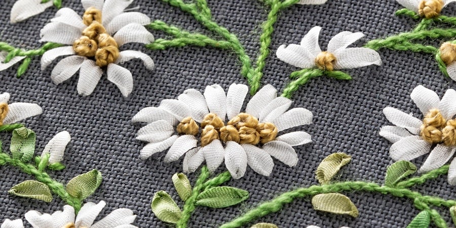 Silk-Ribbon Embroidery How-To Image