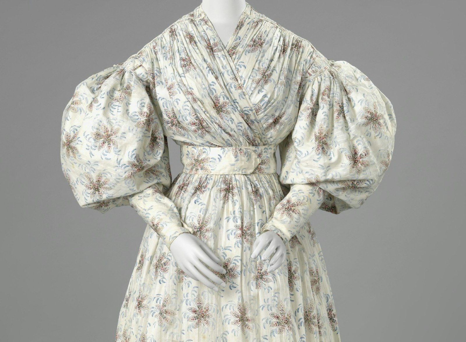 What is the Leg-of-Mutton Sleeve, and Why Would You Want One? Primary Image